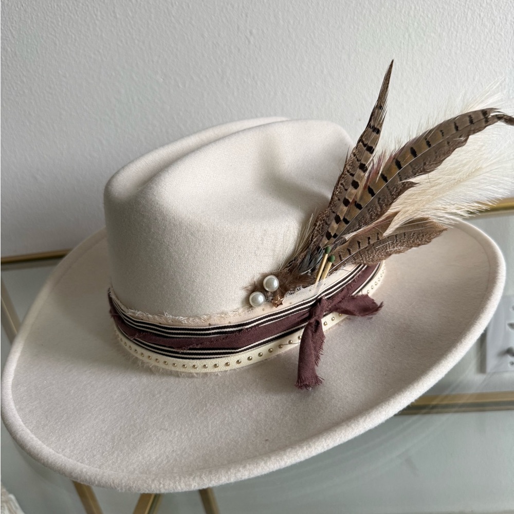 Cream Western Hat with Feather Accent